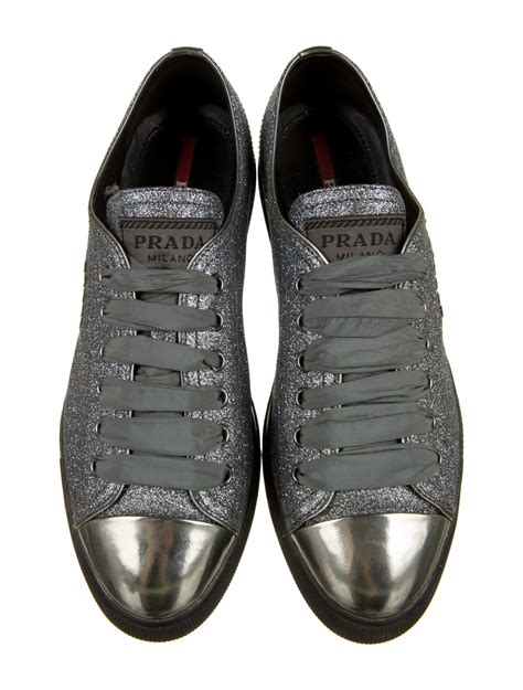 prada sport lightweight low-top sneakers|prada sneakers no lace.